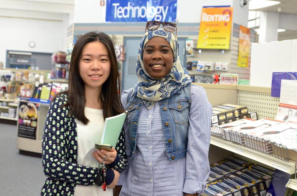 Students at the San Diego Mesa College bookstore