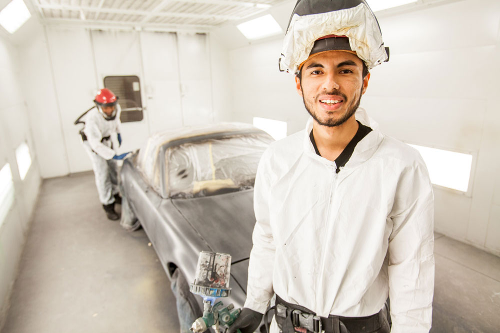 Auto Body students at San Diego Continuing Education