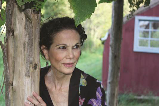 Author Julia Alvarez 