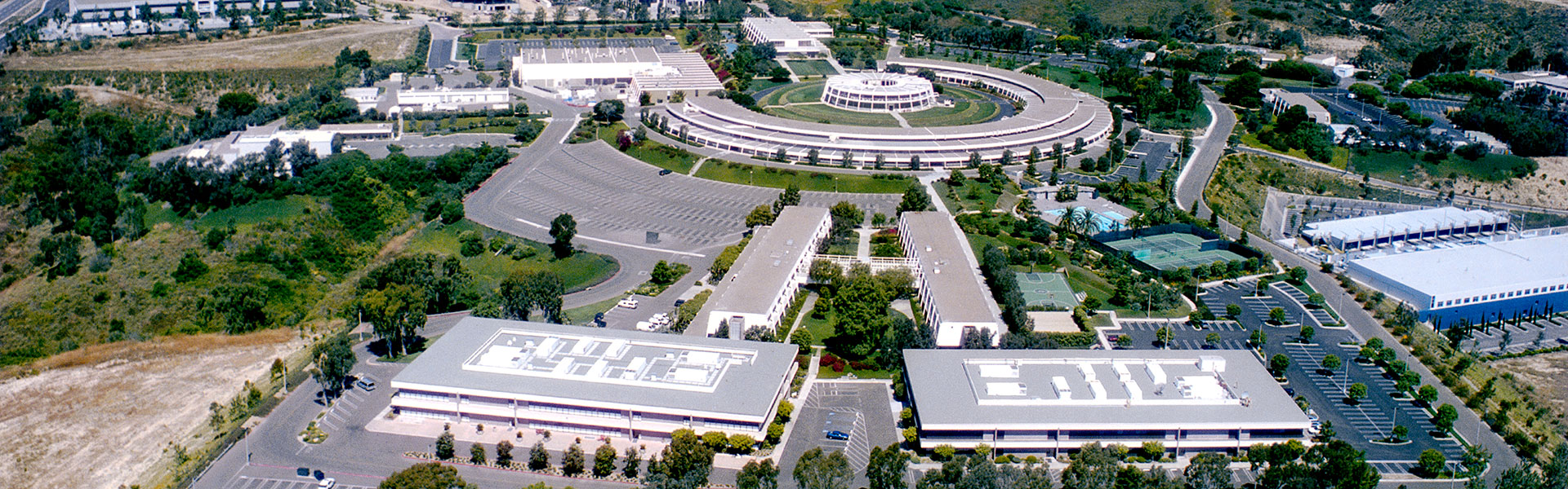 General Atomics aerial image of the Torrey Pines campus