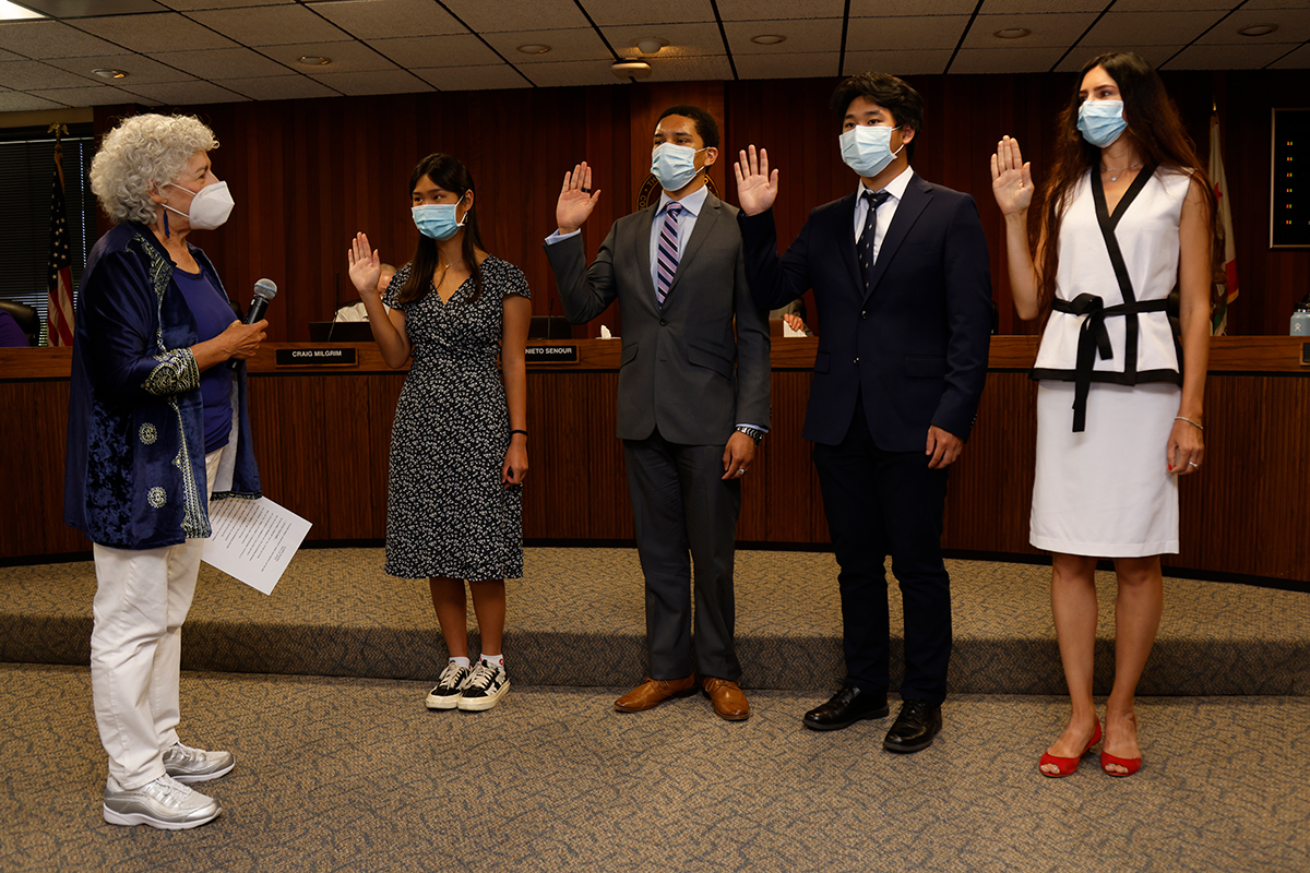 Swearing in of new student trustees.