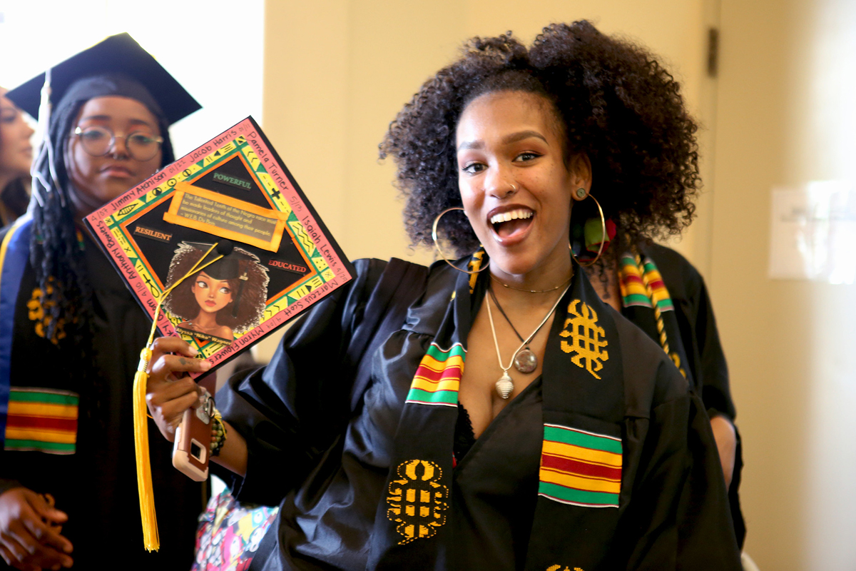 Deadline for Spring 2023 Graduation is April 30 Featured Image