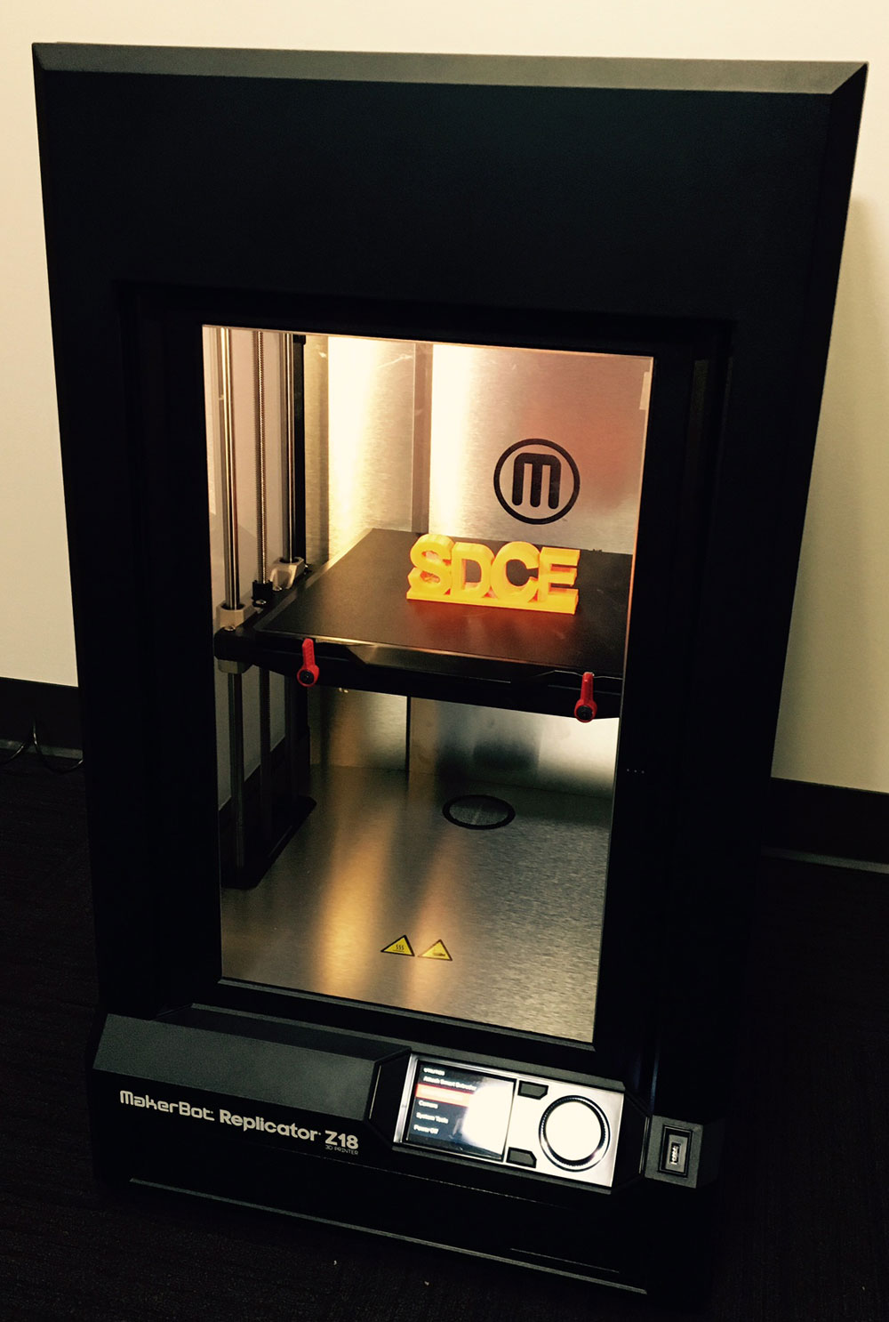 A MakerBot 3d printer