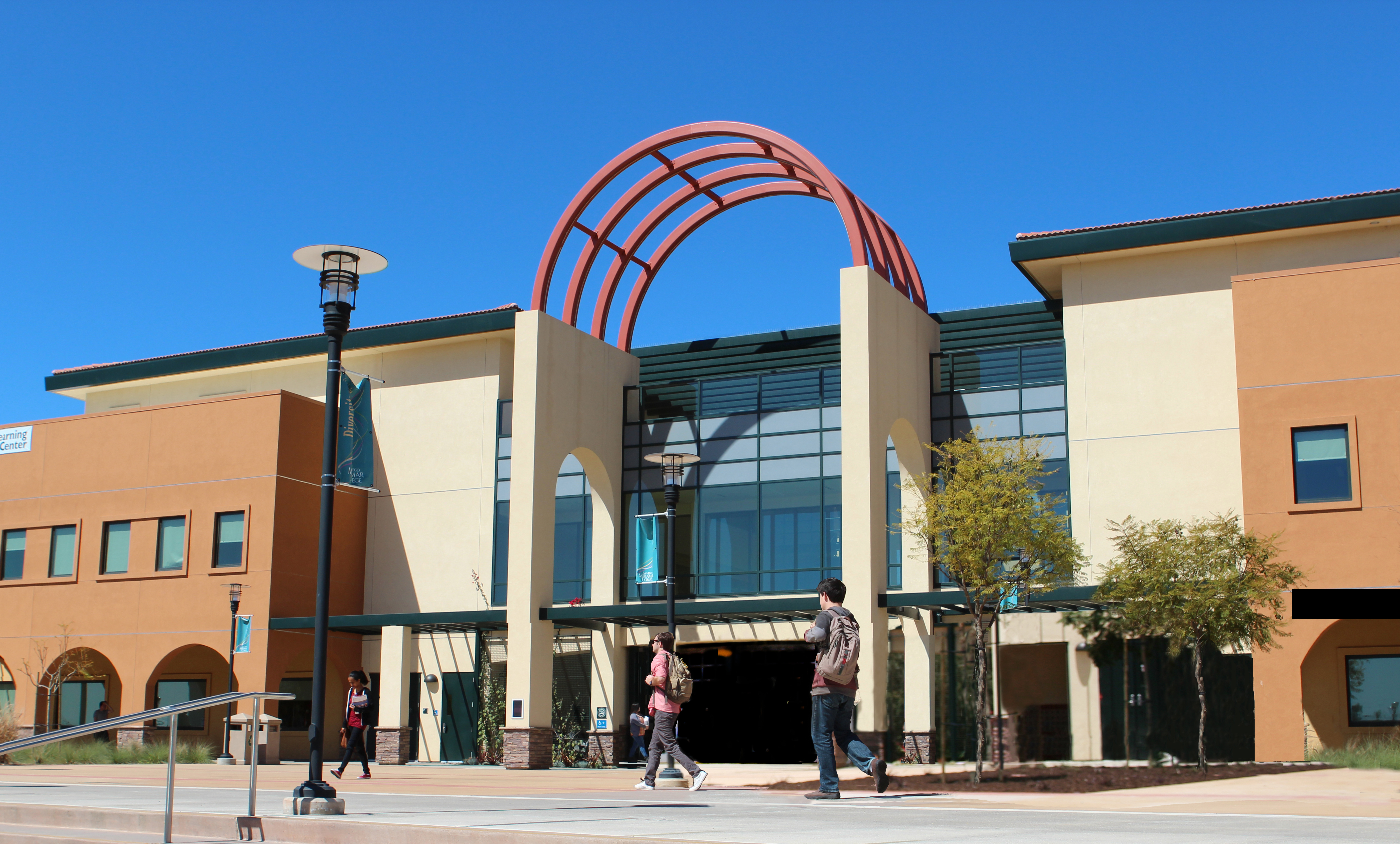 Miramar College administration building