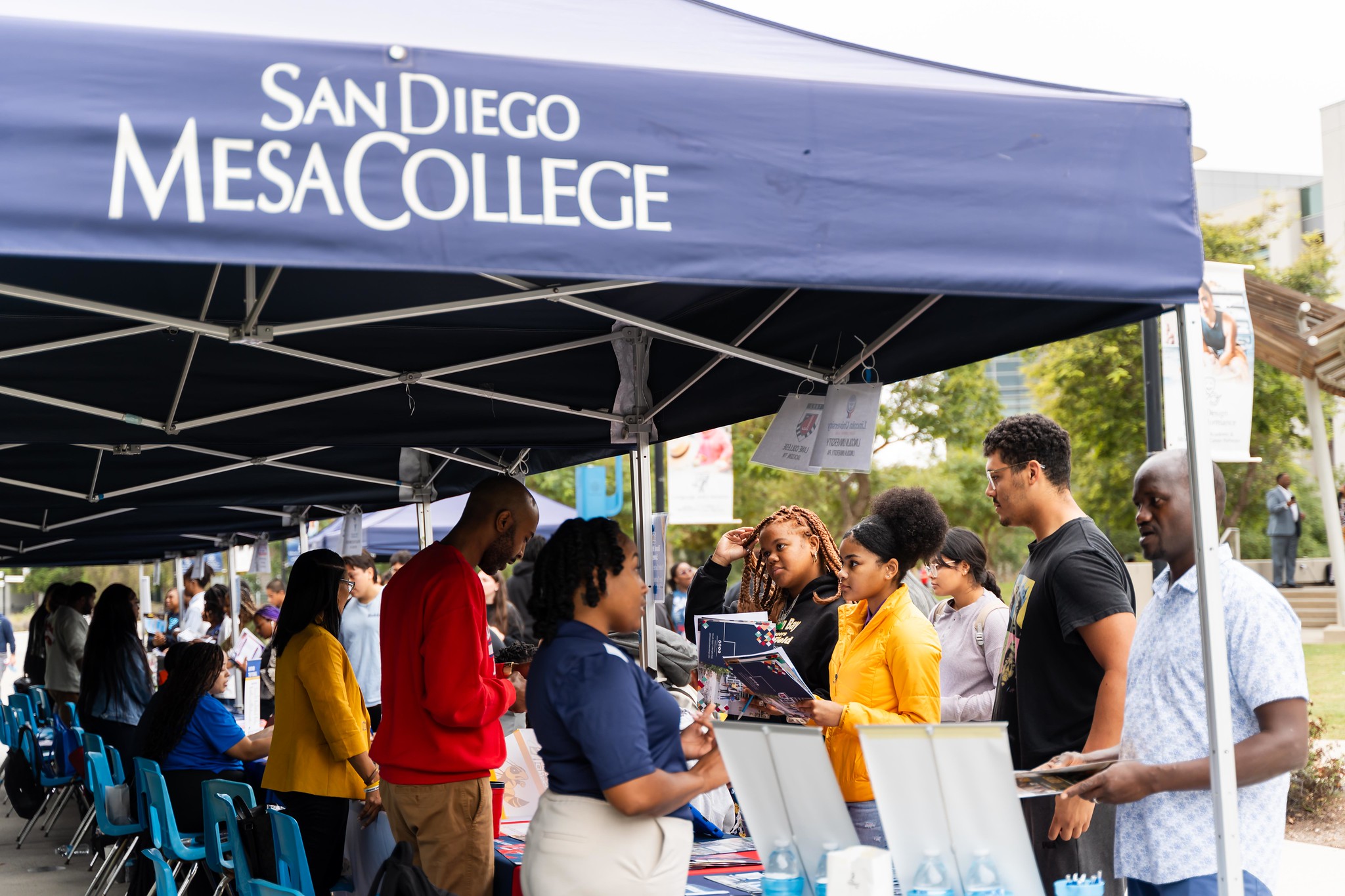 The caravan at Mesa College.