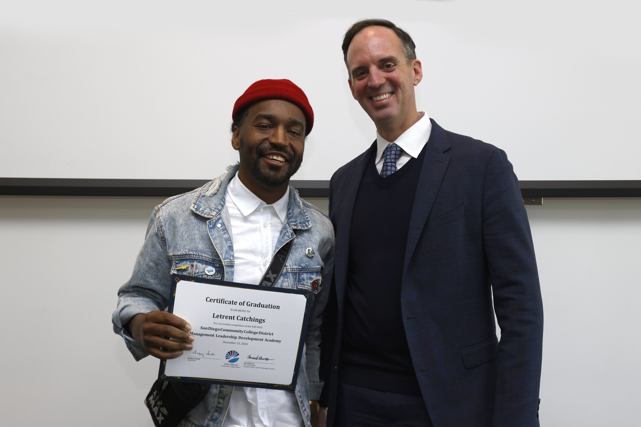 
Latrent Catchings receives his certificate.
