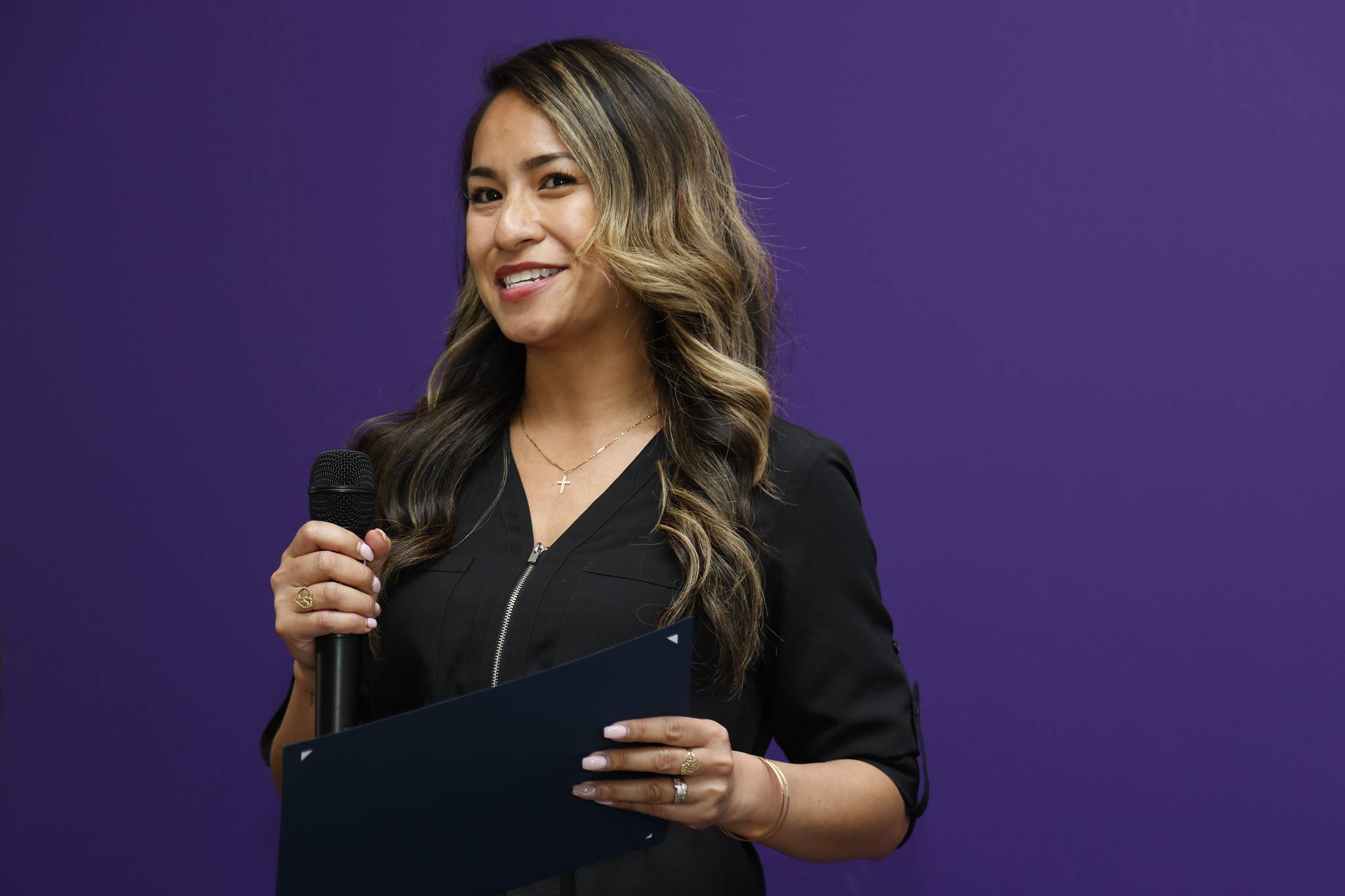 
Krystal Alvardo speaks after receiving her certificate.
