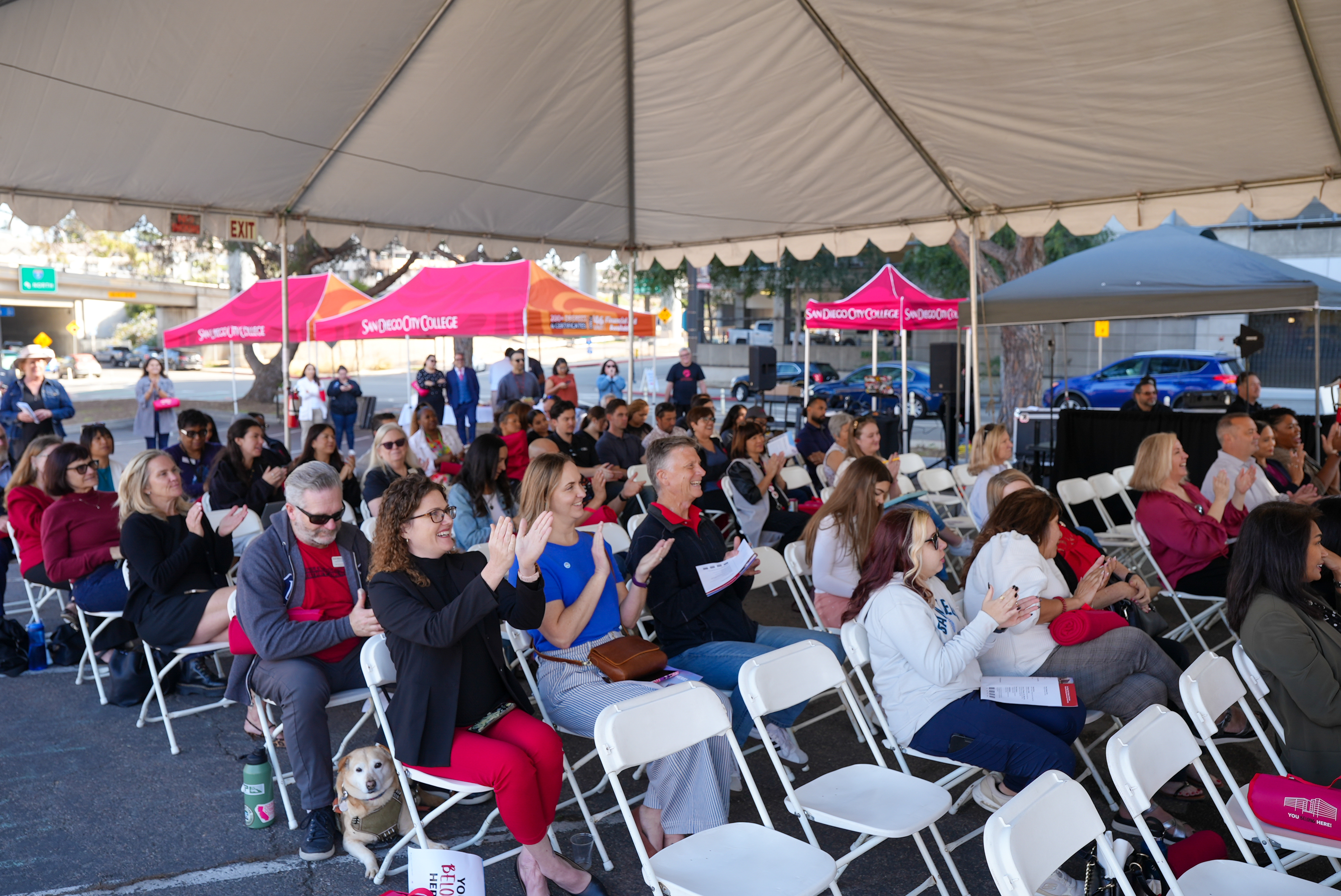 
The audience applauding.
