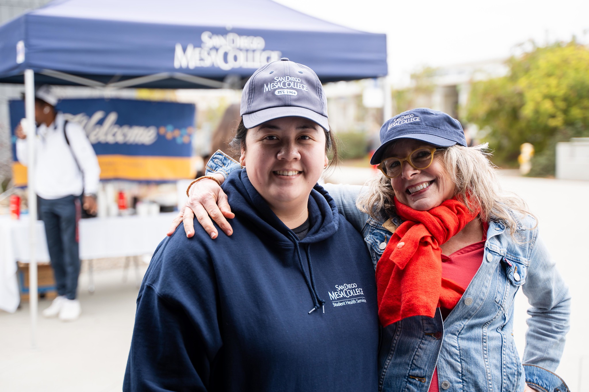 
Two women at the Mesa College welcome week.
