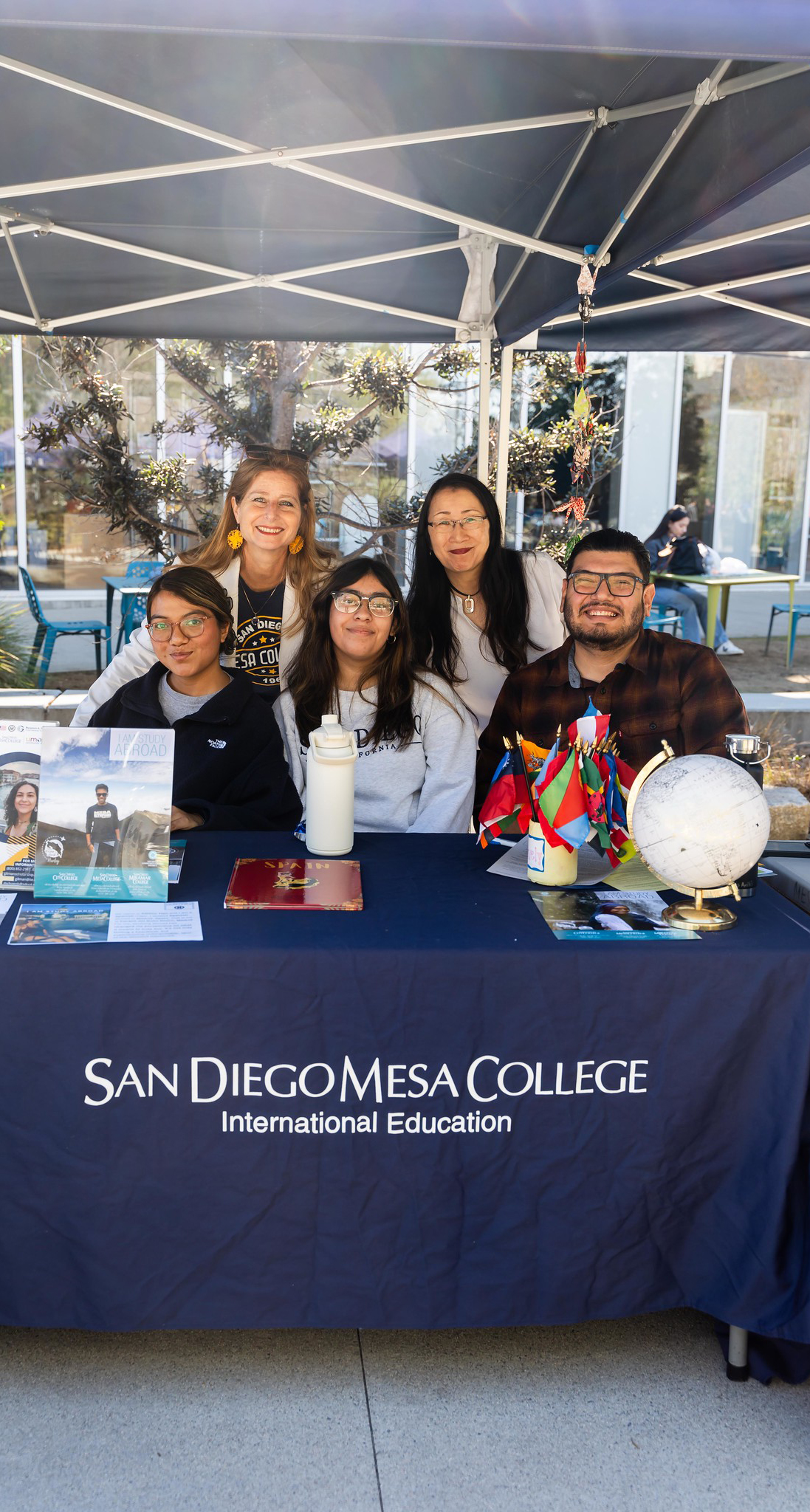 
Two people working the transfer center booth at Mesa College.
