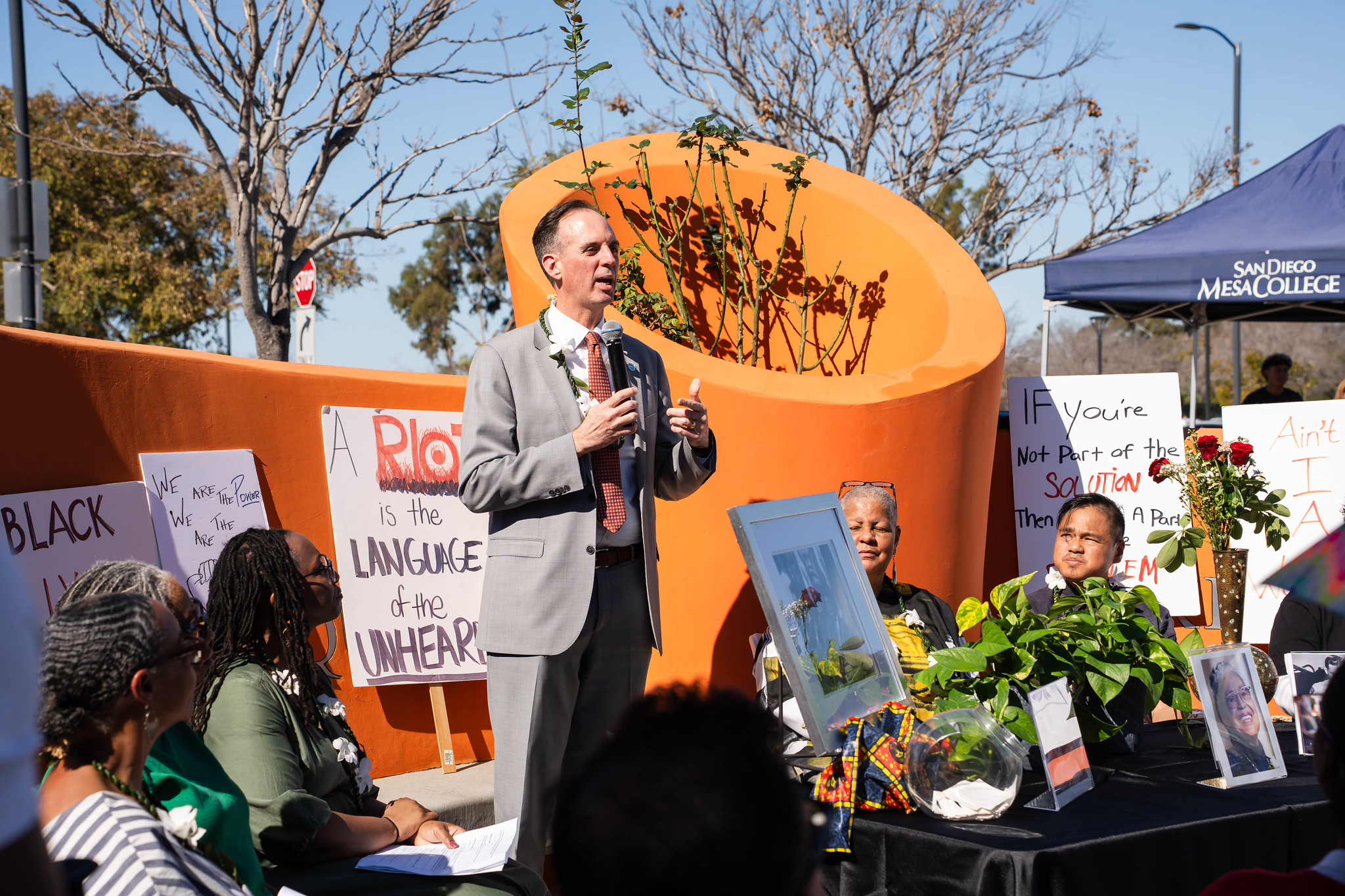 
Chancellor Gregory Smith speaking at the tribute.
